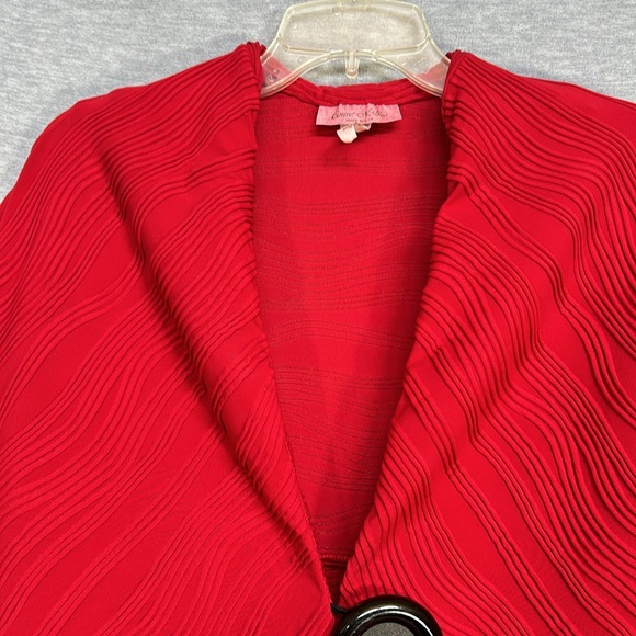 COME N SEE Holiday Christmas Valentines Classic Big Button Warm Washable Cape - Picture 3 of 12